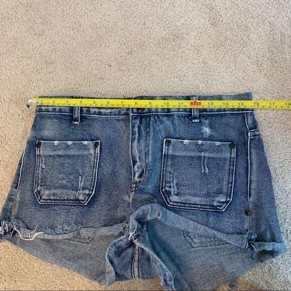 ONE Teaspoon Blue denim Jean high-rise Cutt-offs shorts Sz 10/28 - Picture 6 of 10